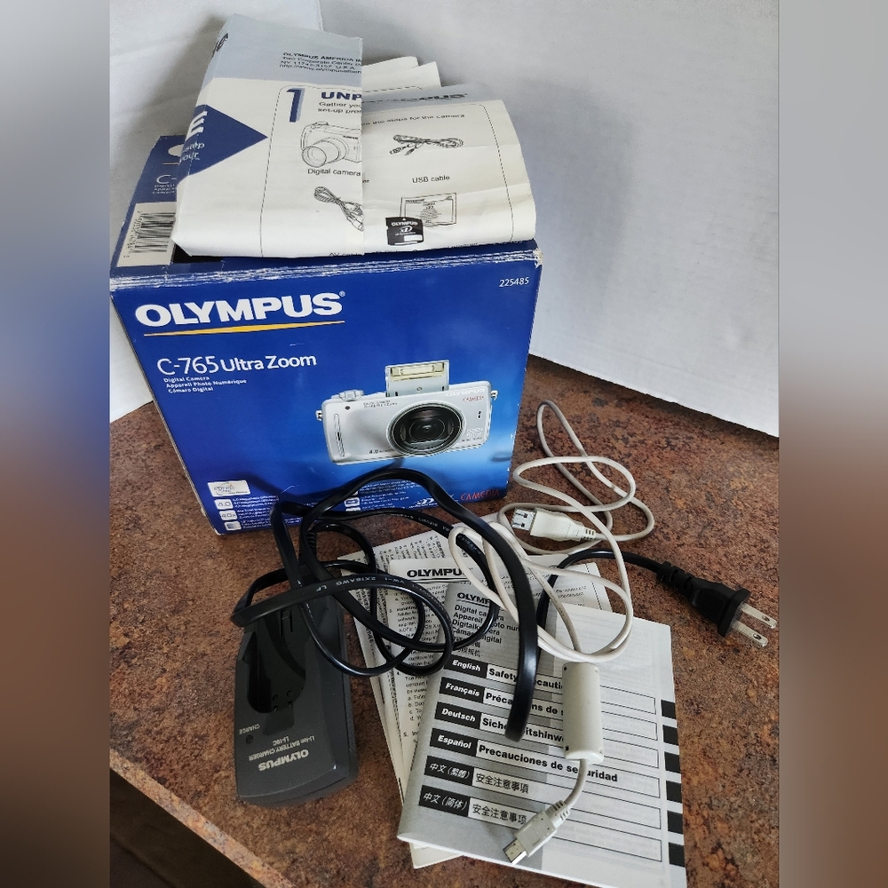 Olympus C-765 Ultra Zoom Camera Parts